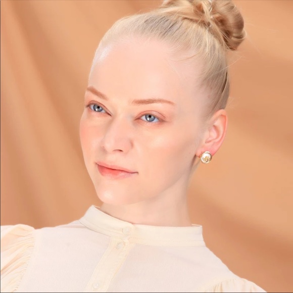 Acrylic Pearl Gold BEE Earring Bohemian Vintage - Picture 3 of 6